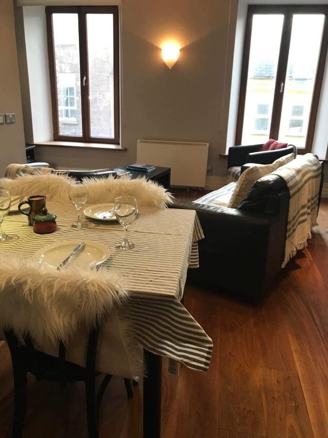 Centre Of Dingle Town - Luxury Holiday Apartment Eksteriør bilde