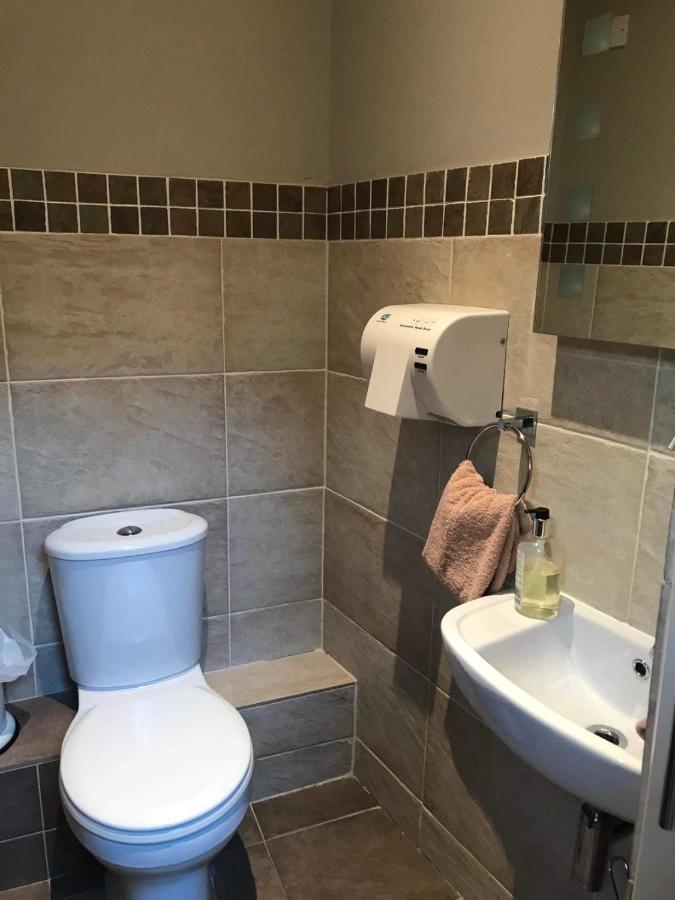 Centre Of Dingle Town - Luxury Holiday Apartment Eksteriør bilde